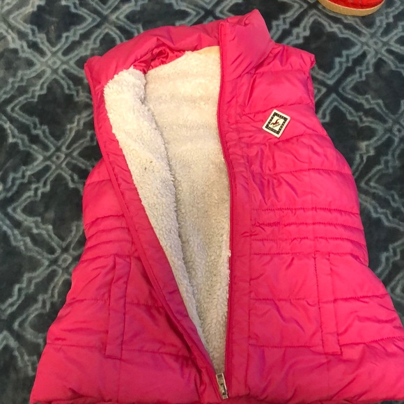 Pink hollister vest - Picture 2 of 2
